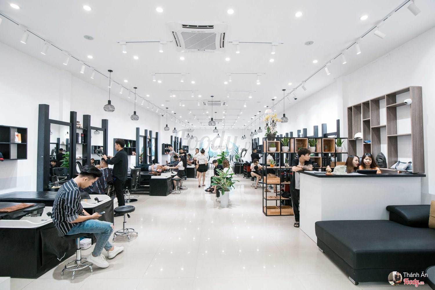 Top 6 Địa chỉ cắt tóc tạo kiểu đẹp, giá rẻ nhất cho các bạn nam ở TP. Hồ  Chí Minh - toplist.vn