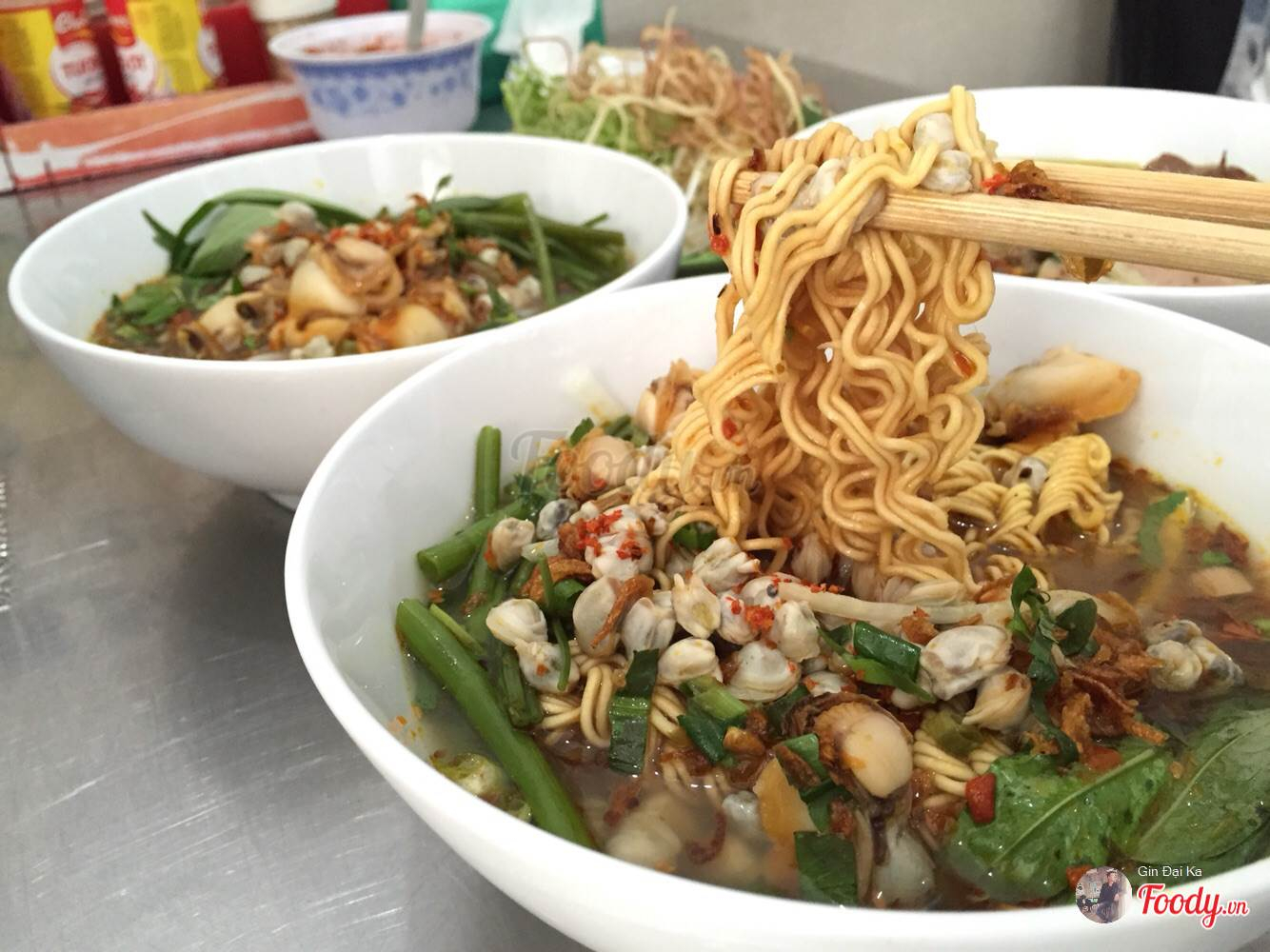 Những món ăn ngon ngày mưa ở Sài Gòn - IUHers