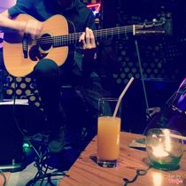 Acoustic - Live Music Cafe