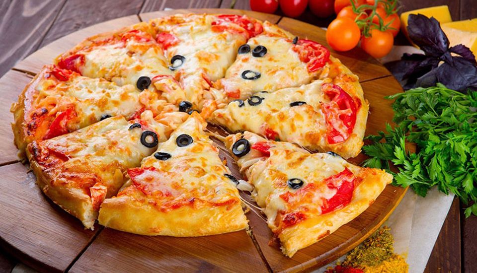 Pizza Inn - Nguyễn Thái Bình - Foody