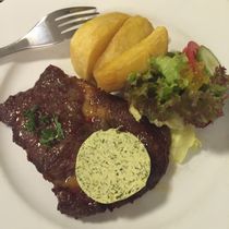 48 Bistro - Beefsteak & Món Âu - Lê Thị Riêng