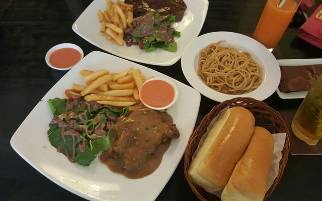 Bonjour Resto - Beefsteak Nguyễn Trãi ở TP. HCM
