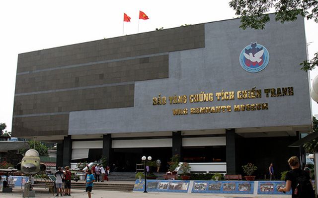 Mặt bằng cho thuê ở tại 28 Võ Văn Tần, P. 6, Quận 3 Quận 3
