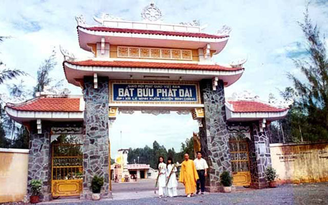 Bát Bửu Phật Đài - Phật Cô Đơn ở TP. HCM