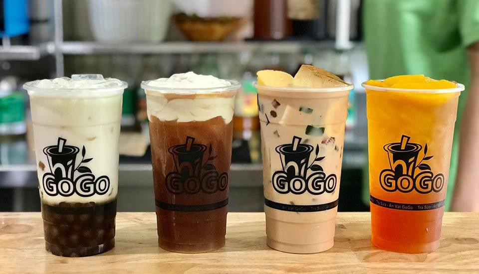 Hi-GoGo Trà Sữa Nhật Bản là sự kết hợp hoàn hảo giữa trà đậm đà và các topping độc đáo mang đến cho bạn một trải nghiệm thật thú vị. Hãy thưởng thức một ly Hi-GoGo Trà Sữa và khám phá hình ảnh đầy màu sắc cùng với chúng tôi!