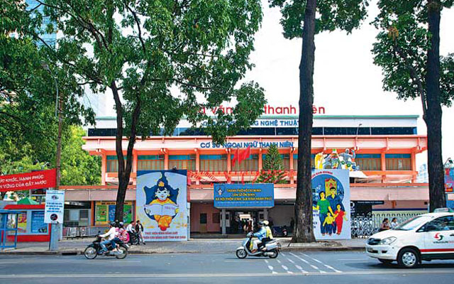 Nhà Văn Hoá Thanh Niên ở TP. HCM