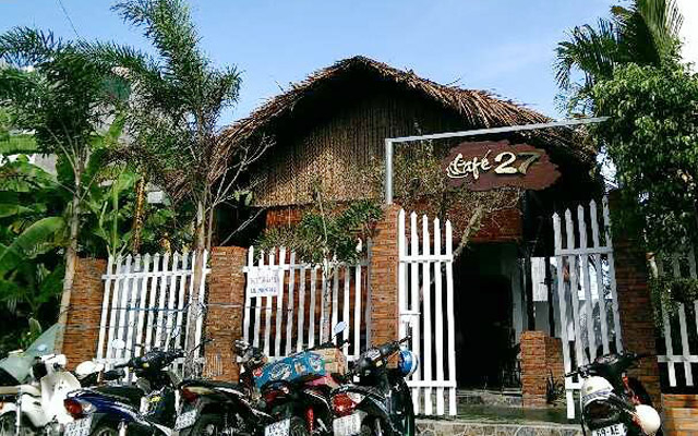 27 Cafe & Sinh Tố - Phan Bội Châu ở Cà Mau