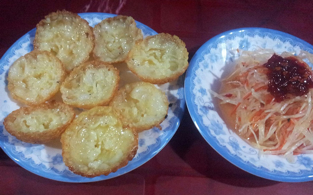 Bánh Căn Cô Lý - Trần Hưng Đạo ở Quảng Ngãi