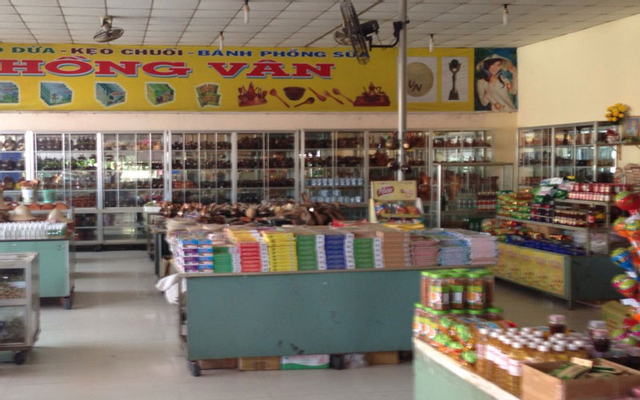 Hồng Vân - Trạm Dừng Lò Bánh Dừa ở Tiền Giang