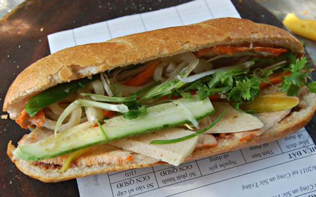 Bánh Mì Hưng ở Nam Định