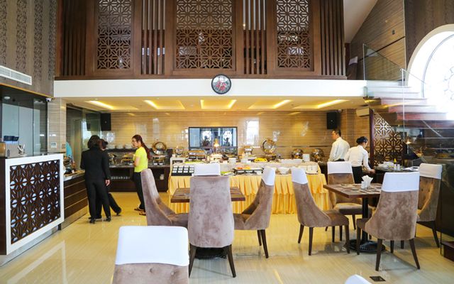 Athena Buffet & Rooftop Coffee - Athena Hotel ở TP. HCM