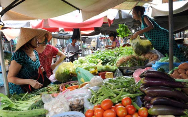 Chợ Hoàng Văn Thái ở Hà Nội