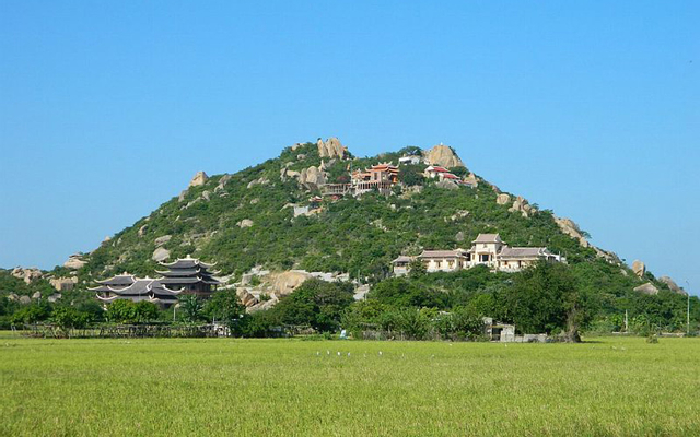 Núi Đá Chồng ở Ninh Thuận
