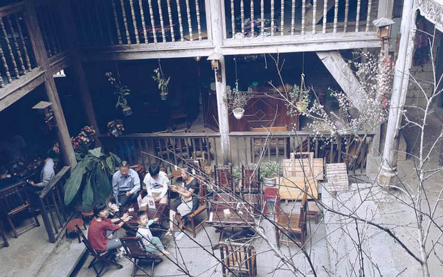 Cafe Phố Cổ Đồng Văn - Không gian cổ điển ở Hà Giang