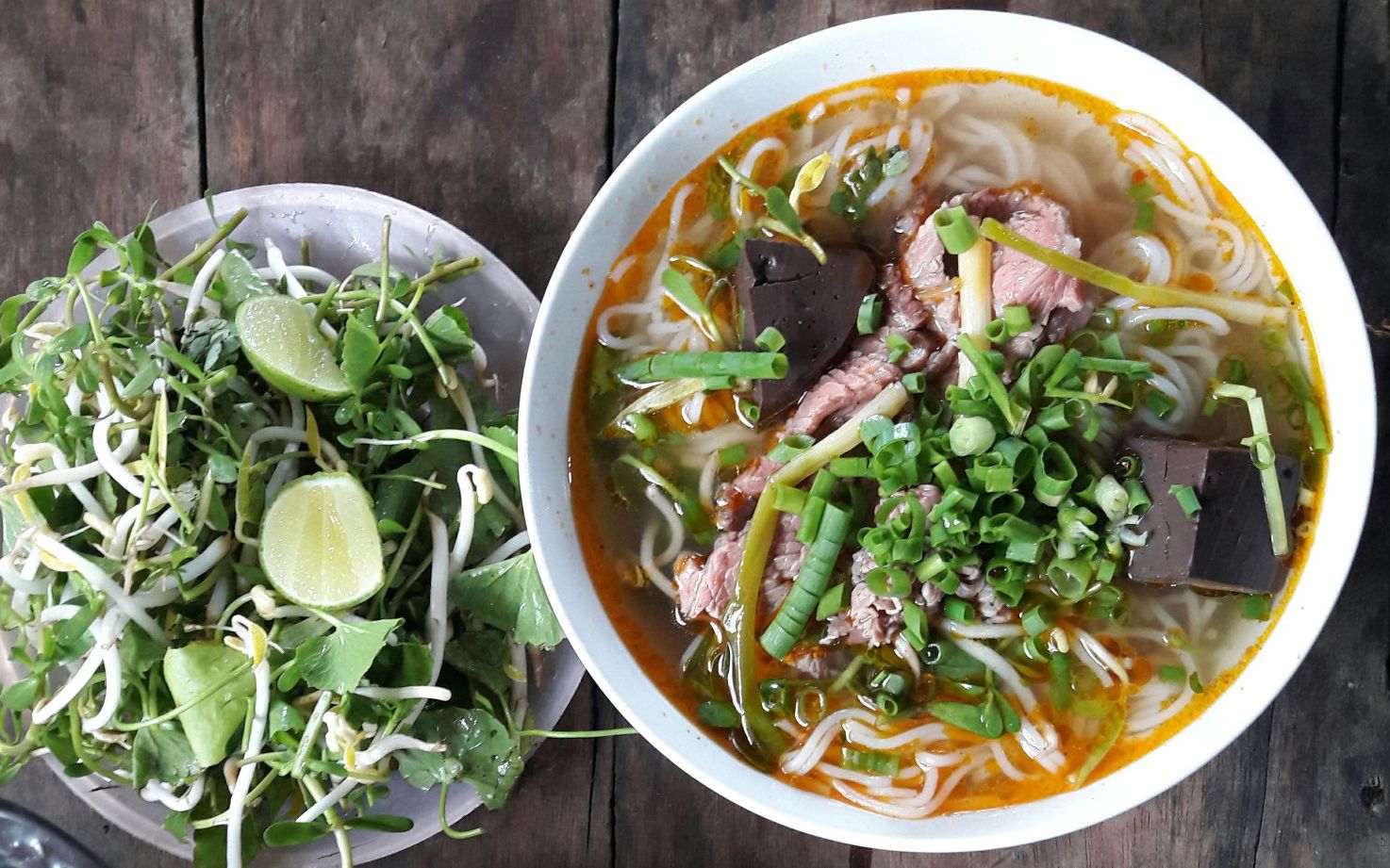Bún Bò Bà Tuyết - Nguyễn Công Trứ ở Tp. Huế, Huế | Foody.vn