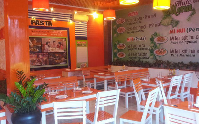 Nhà Hàng Vũ Trần - Pizza & Mì Ý - Cửa Đại ở Quảng Nam