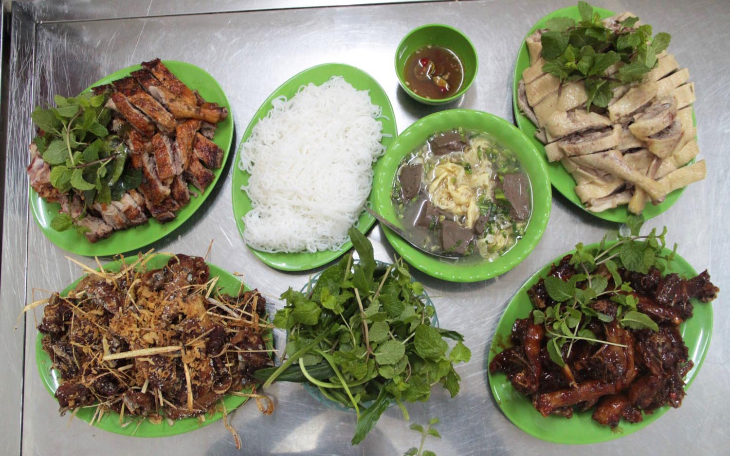 Lộc Vịt - Quán Thánh ở Quận Ba Đình, Hà Nội | Foody.vn