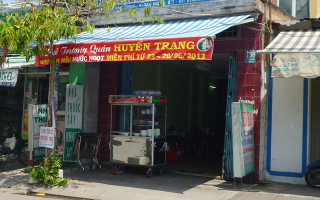 Huyền Trang - Lê Văn Lương ở TP. HCM