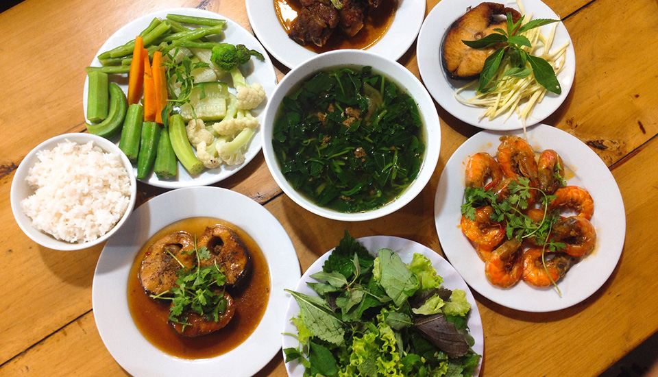 Cơm Hiền Nhi - Lý Thánh Tôn ở Tp. Nha Trang, Khánh Hoà | Foody.vn