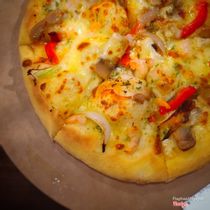 Pizza Hut - Lê Văn Sỹ