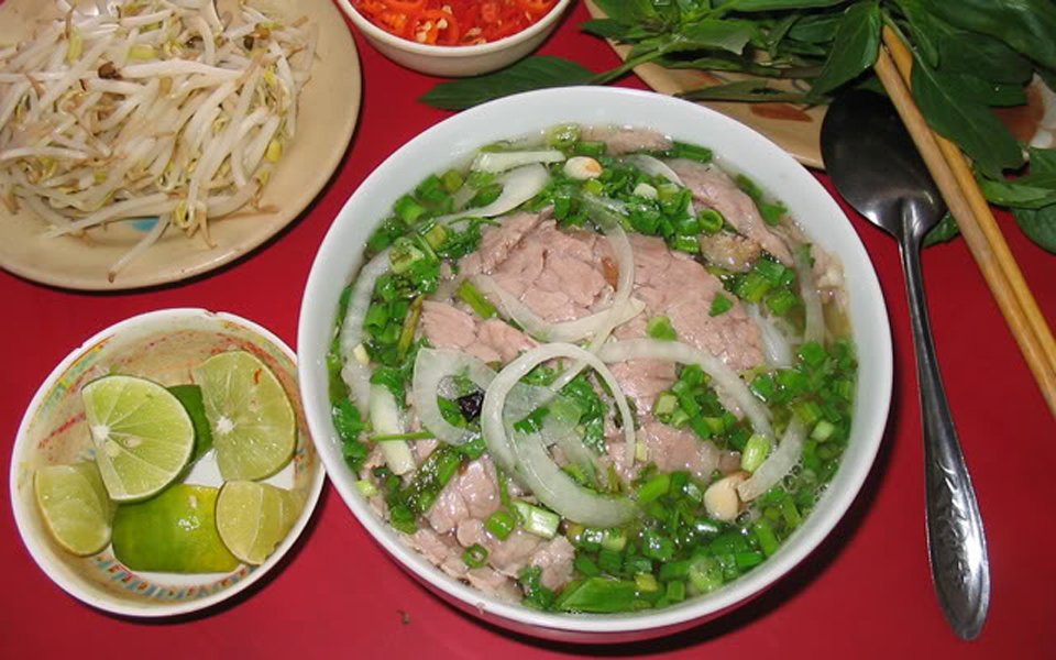 Кухня хана. Вьетнамская кухня. Вьетнам Ханой кухни. Миен Вьетнамская кухня. Hanoi quan Вьетнамская кухня.