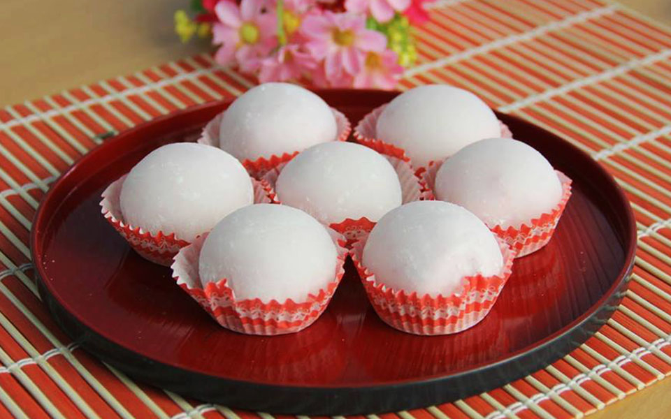 Snow Cake - Bánh Tuyết Thiên Sứ Online Ở Quận Hoàng Mai, Hà Nội | Foody.Vn