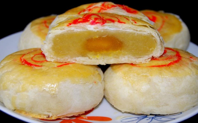 Bánh Pía Tân Hưng - Đặc Sản Sóc Trăng ở TP. HCM