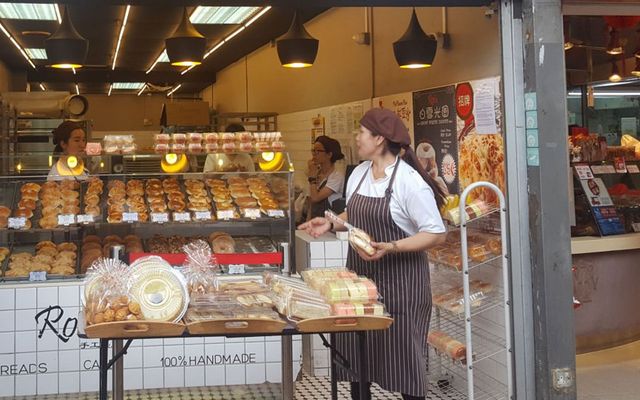 Roti Bakery ở Singapore