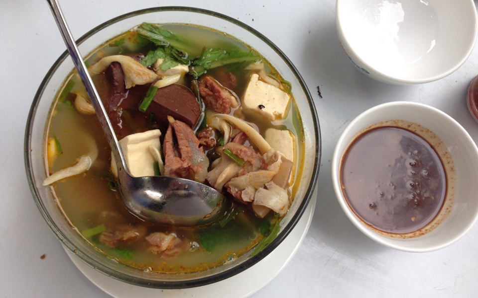 Quán Chí Uynh - Lẩu & Nướng ở Thành Phố Đông Hà, Quảng Trị | Foody.vn