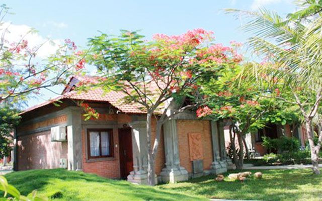 Bàu Trúc - Đen Giòn Resort ở Ninh Thuận