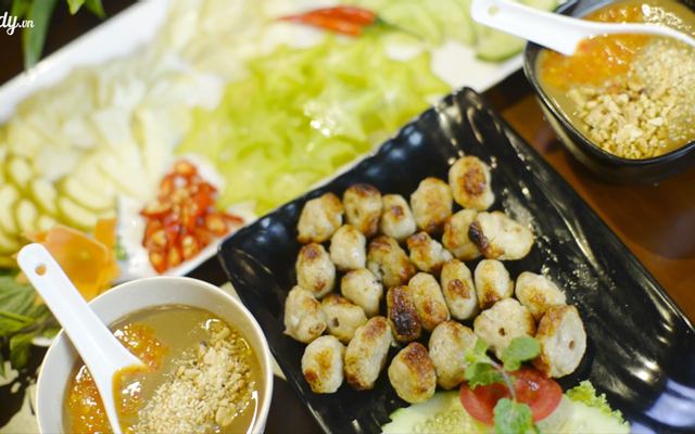 Khun Thái - Món Ăn Đường Phố Thái Lan - Trung Kính ở Hà Nội